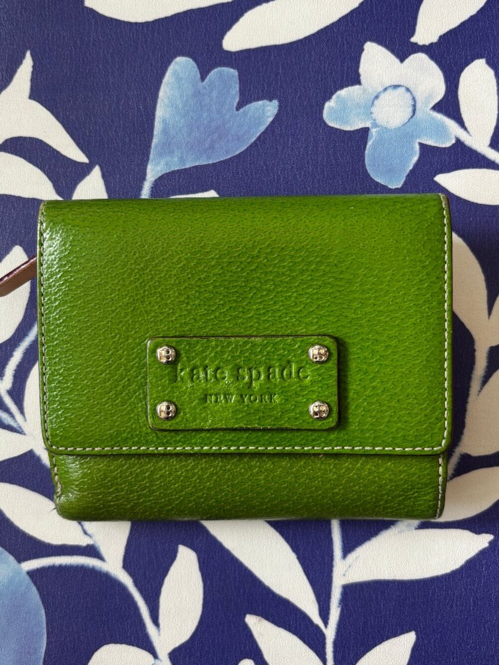 Kate Spade Apple Green Pebbled Leather Foldable Wallet